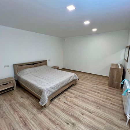 Green Park Guest House Dilijan Eksteriør bilde